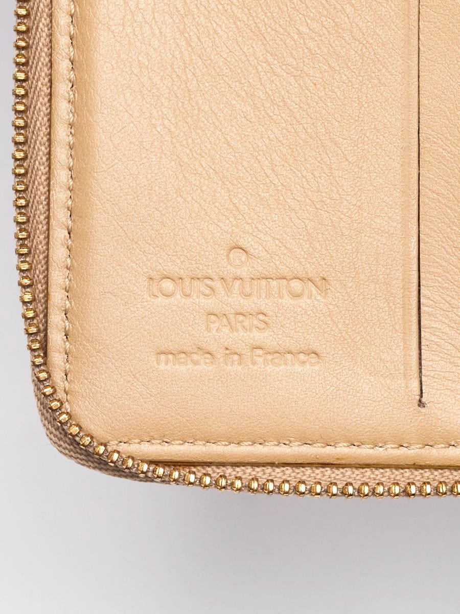 Louis Vuitton Zippy Wallet Beige