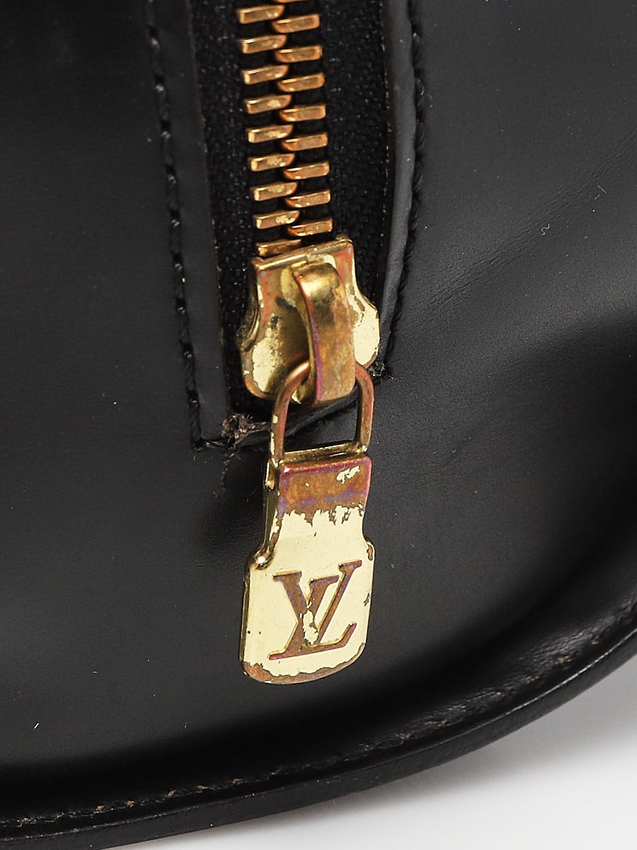 Soufflot leather handbag Louis Vuitton Black in Leather - 35913799