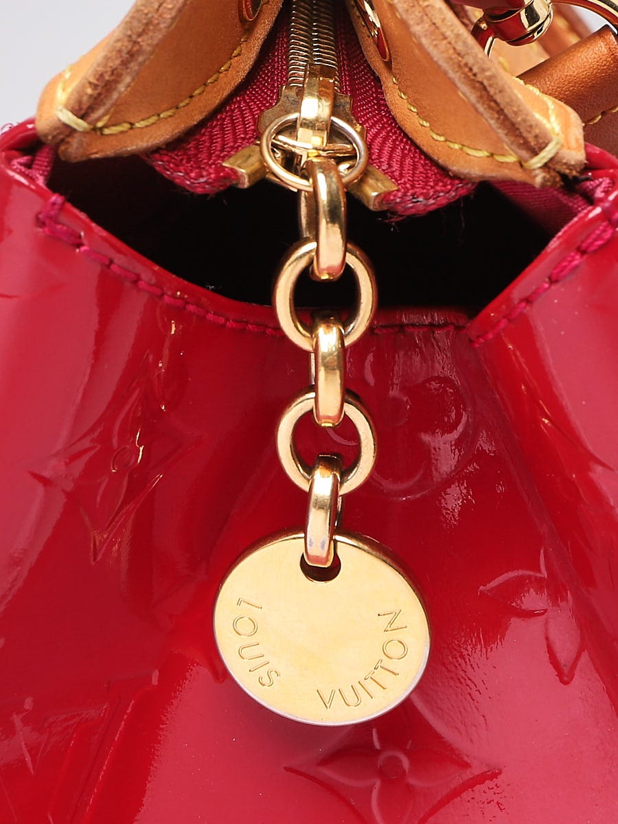 Louis Vuitton Brea Handbag Monogram Vernis MM Pink 2390411