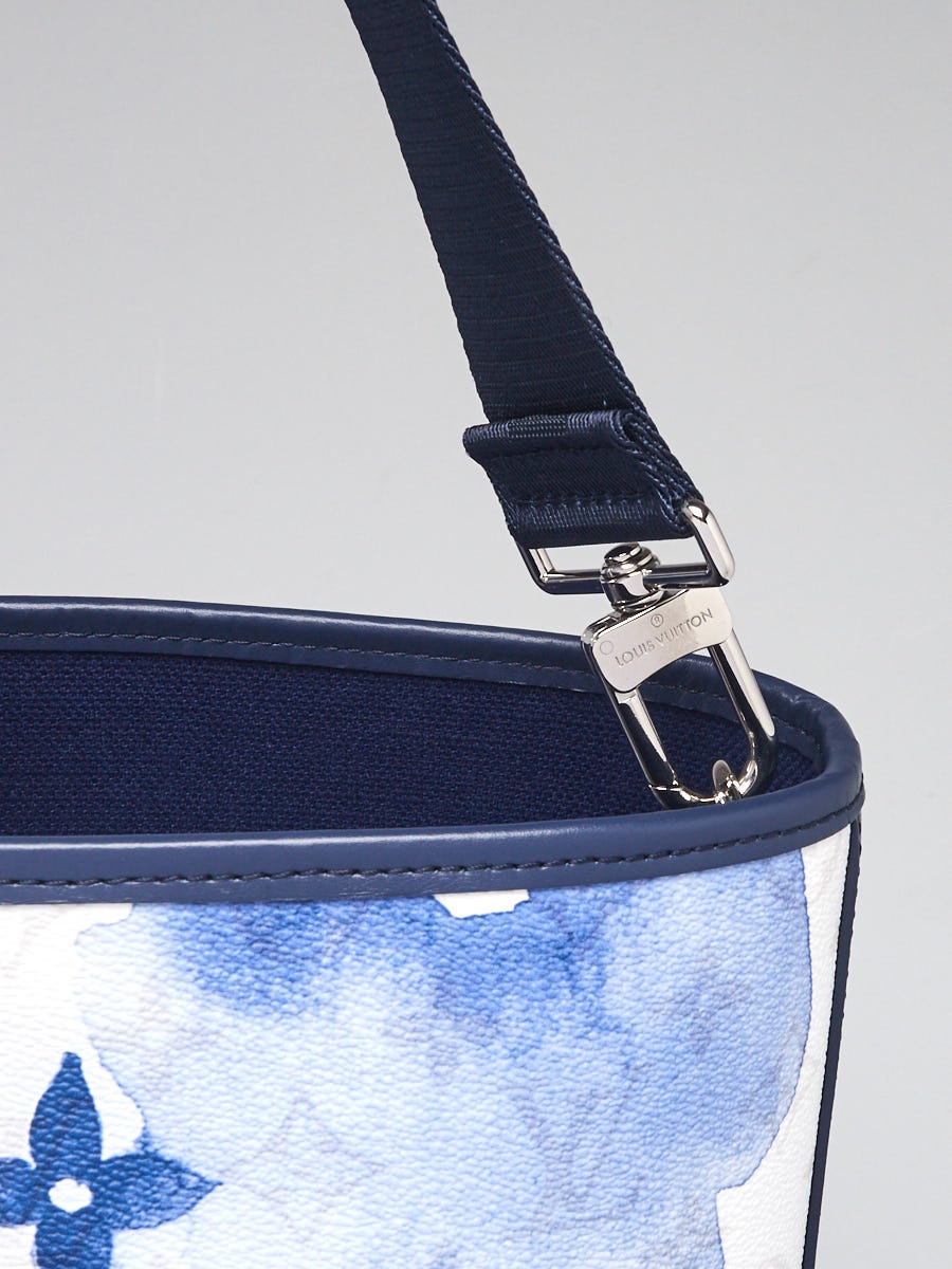 Louis Vuitton Limited Edition Blue Watercolor Monogram Canvas New Tote GM  Bag - Yoogi's Closet