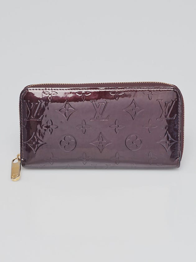 Louis Vuitton Amarante Monogram Vernis Leather Zippy Wallet