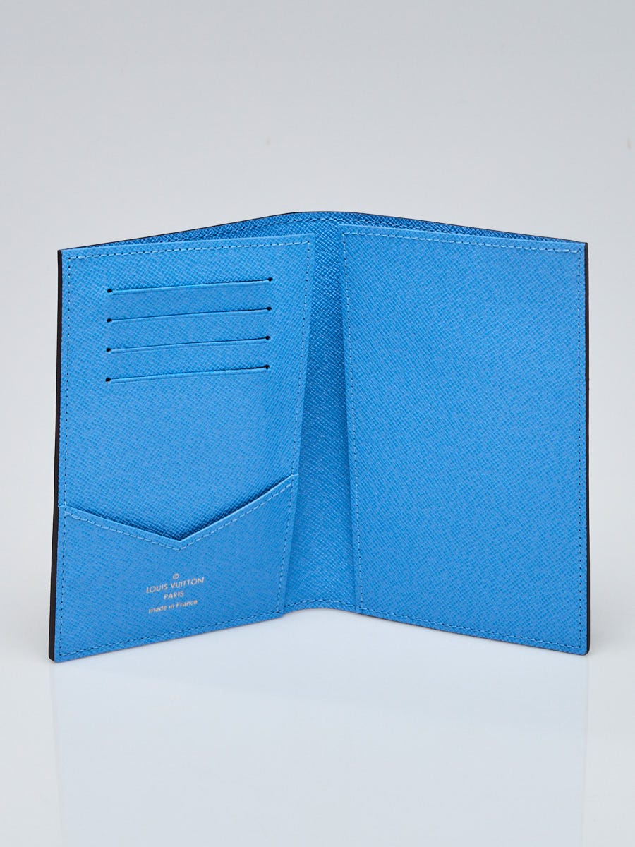 Louis Vuitton Passport Cover Monogram (3 Cqrd Slot) Vivienne