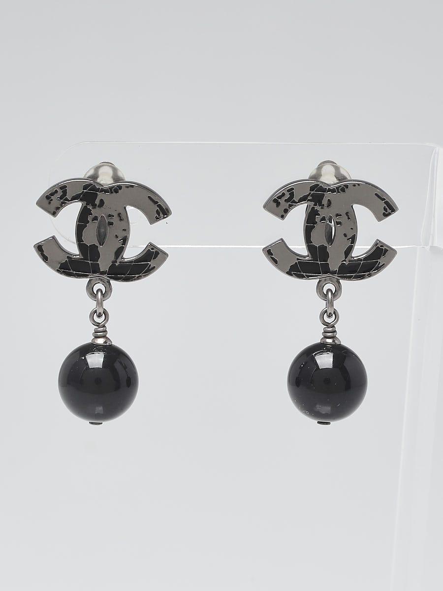 Chanel Silver/Black Metal Resin CC Globe Drop Earrings - Yoogi's