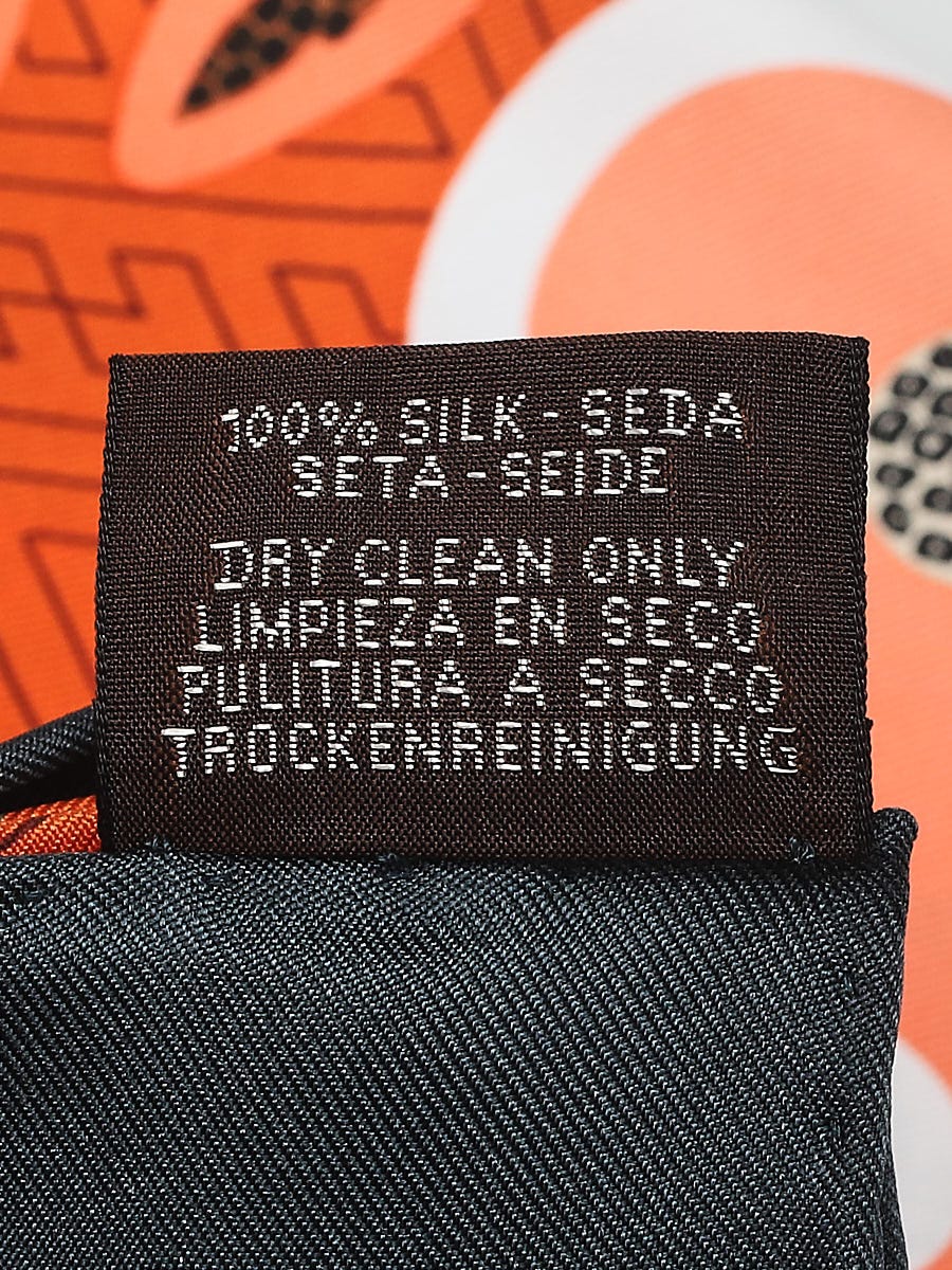 HERMES◆ Silk in Classique Sesame 国内発送◆ Brand New ( Rank N ) HERMÈS Twilly Objets de Curiosite Multi