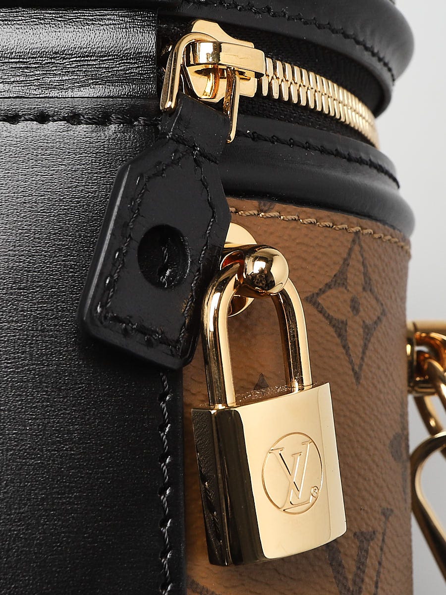 Louis Vuitton Khaki Nylon Monogram Crossbody Bag - AGL2190 – LuxuryPromise