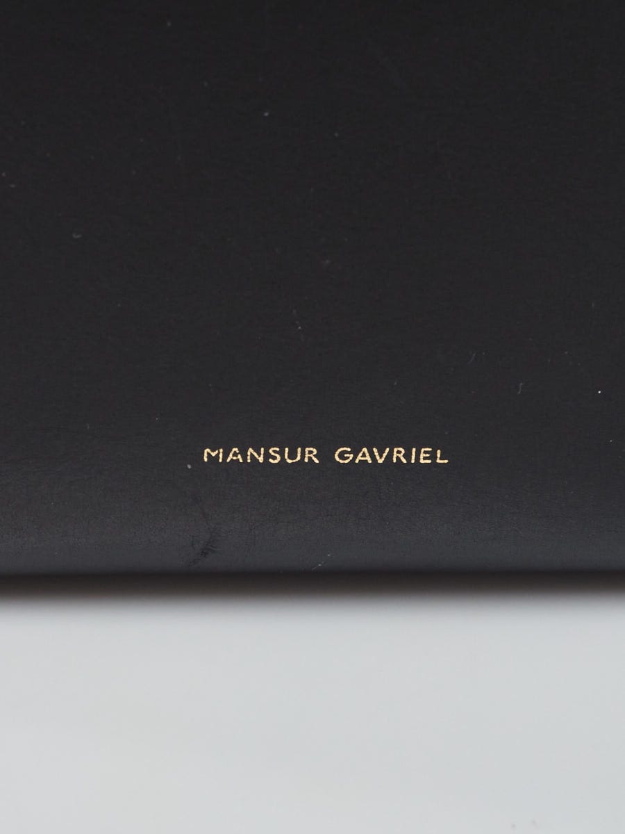 12:04: Black and Tan Mansur Gavriel