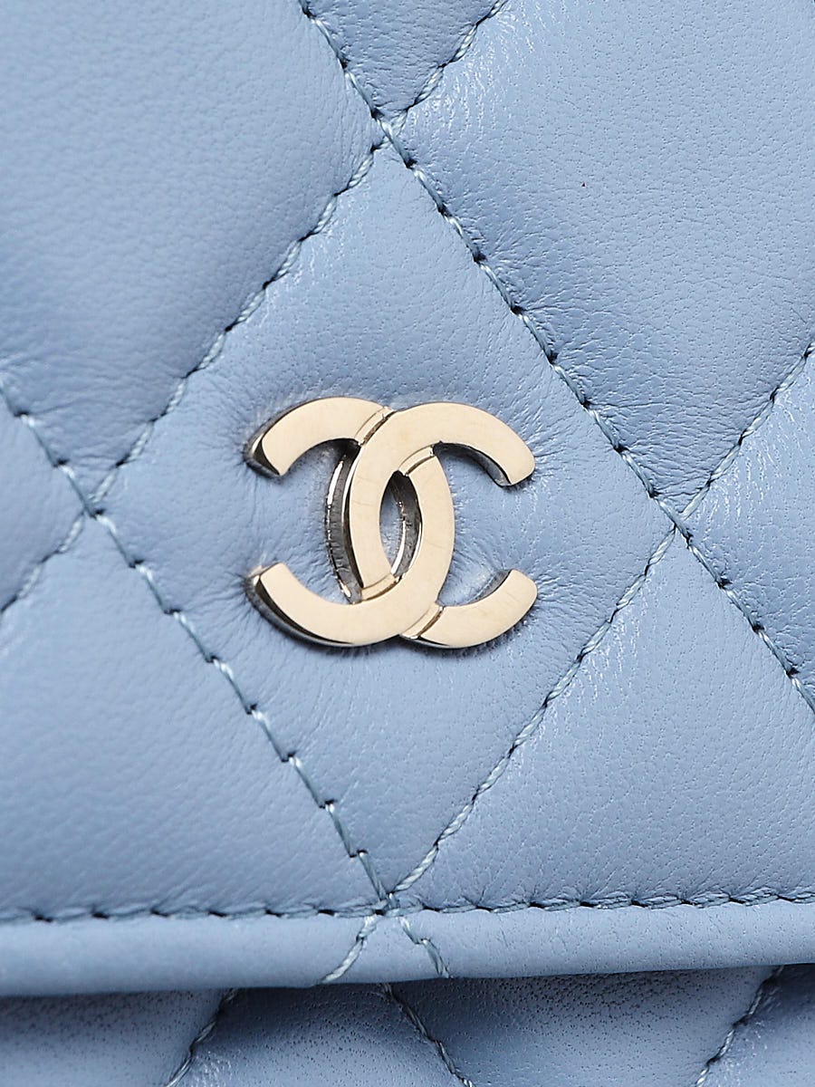 CHANEL 21C Lt Blue Lambskin Flat Card Holder *New - Timeless Luxuries