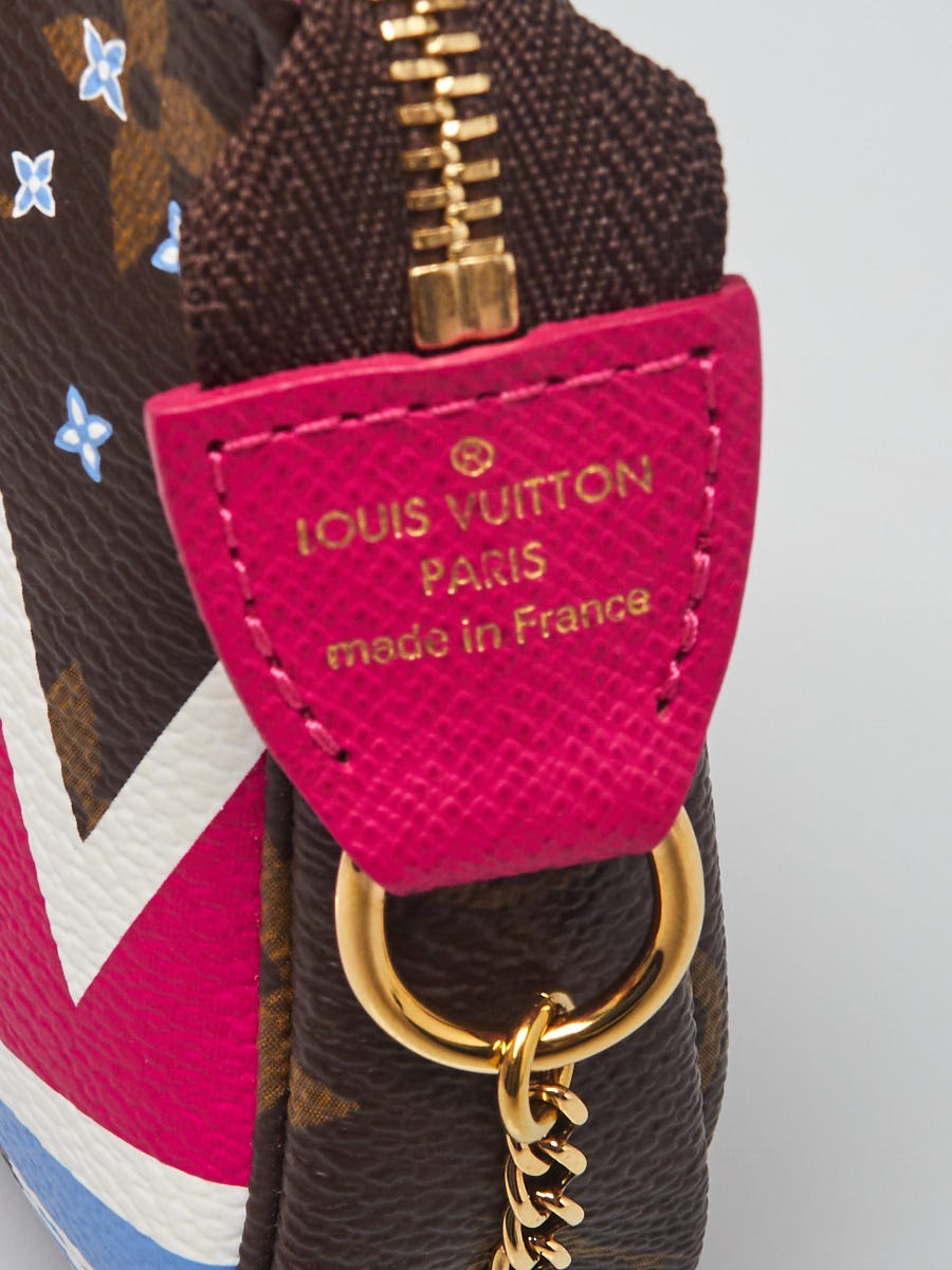Louis Vuitton Multicolor Monogram Coated Canvas Mini Christmas Animation  Japan Pochette Accessories Gold Hardware, 2022 Available For Immediate Sale  At Sotheby's