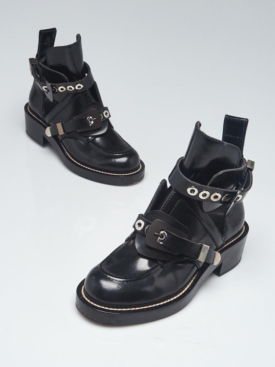Balenciaga Ceinture Cutout Leather Ankle Boots in Black  Lyst