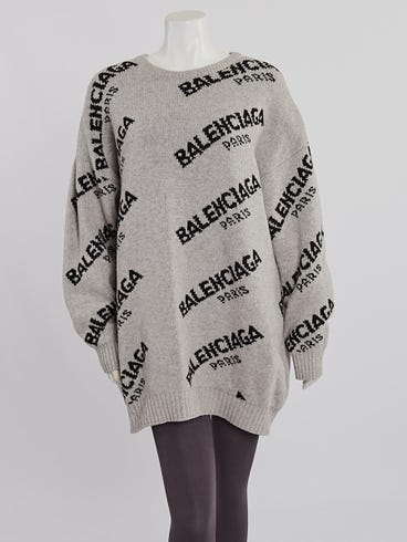 Balenciaga Grey/Black Wool Logo Sweater Size 44-M/L | Yoogi's Closet Balenciaga Grey/Black Wool Logo Sweater Size 44-M/L | Yoogi's Closet