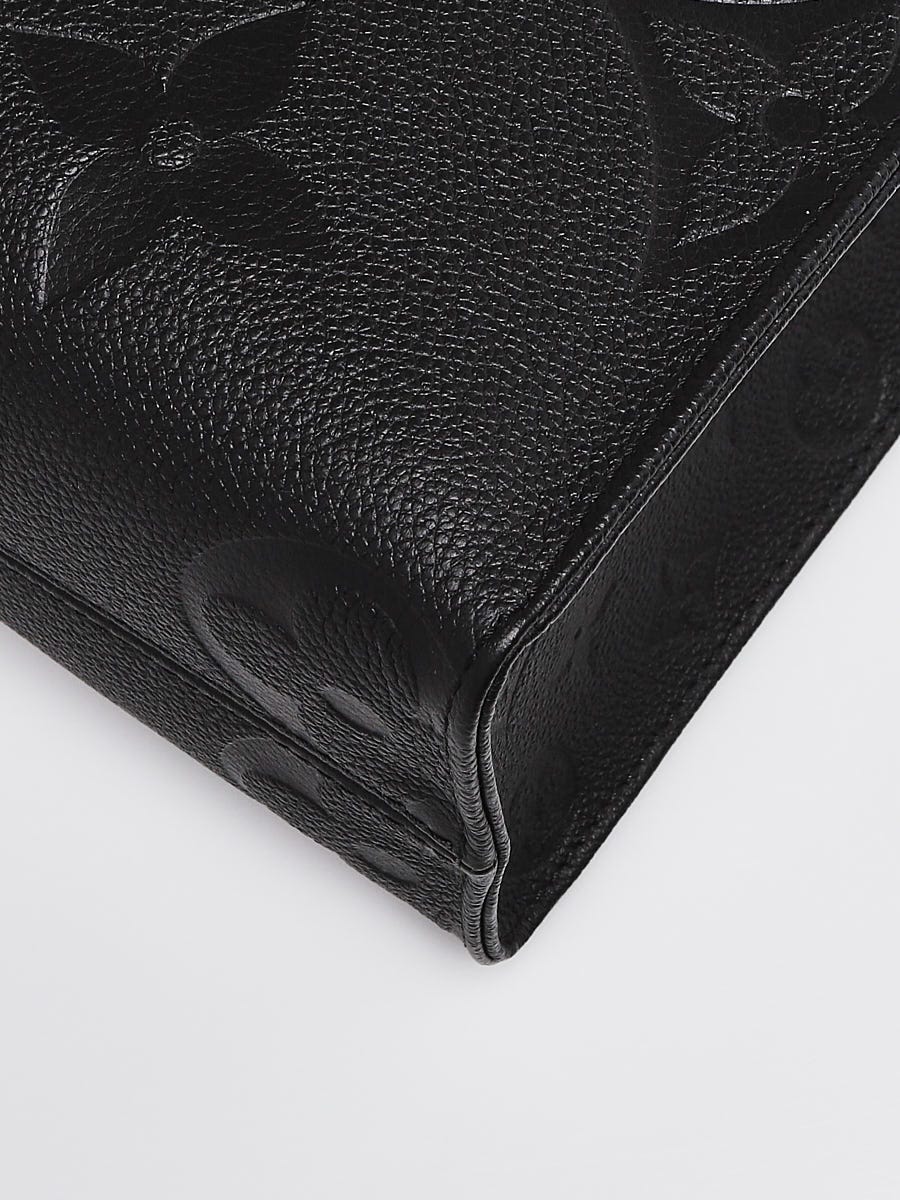 Louis Vuitton Black Empreinte Monogram Giant Onthego PM Crossbody Bag For  Sale at 1stDibs