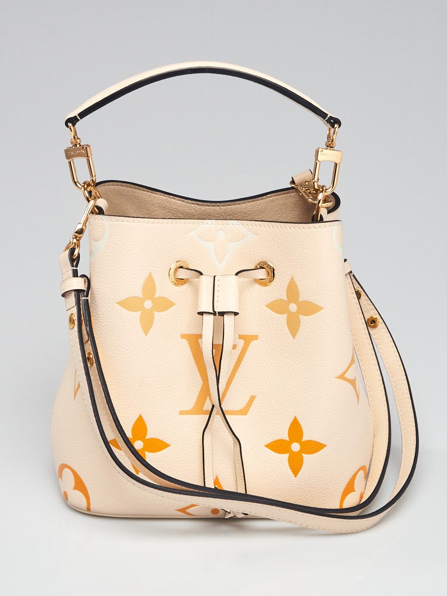 Louis Vuitton Limited Edition Gold Monogram Giant Empreinte