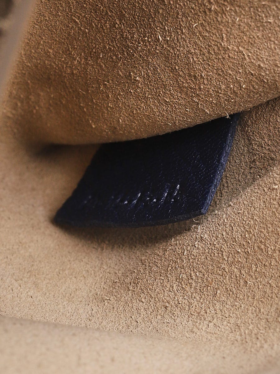 Chloe Blue Pebbled Leather Small Drew Bag | Yoogi's Closet