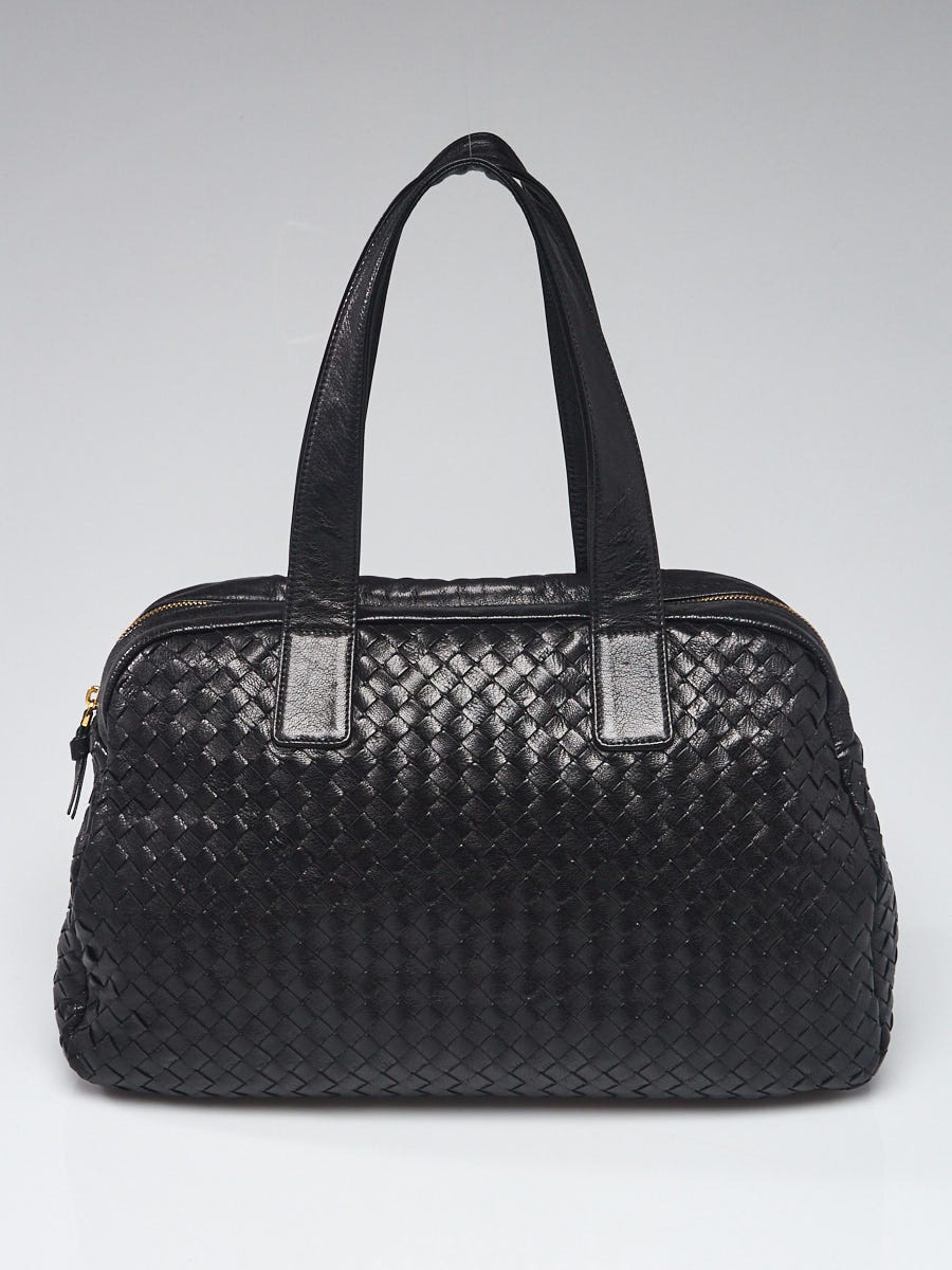 バッグ Bottega Veneta leather handbag Bottega Veneta Black Intrecciato Woven Nappa Leather Boston Top