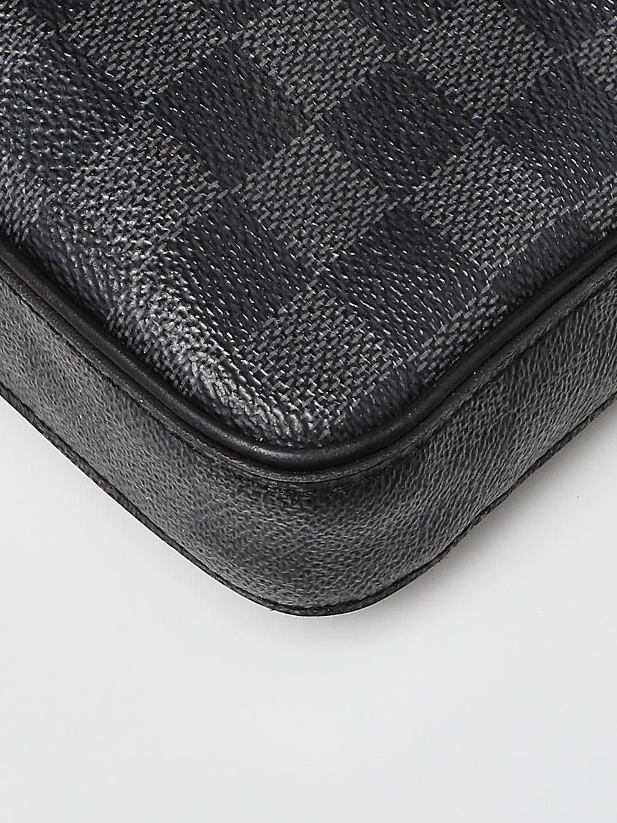 Louis Vuitton Damier Graphite Canvas Alpha Messenger Bag - Yoogi's