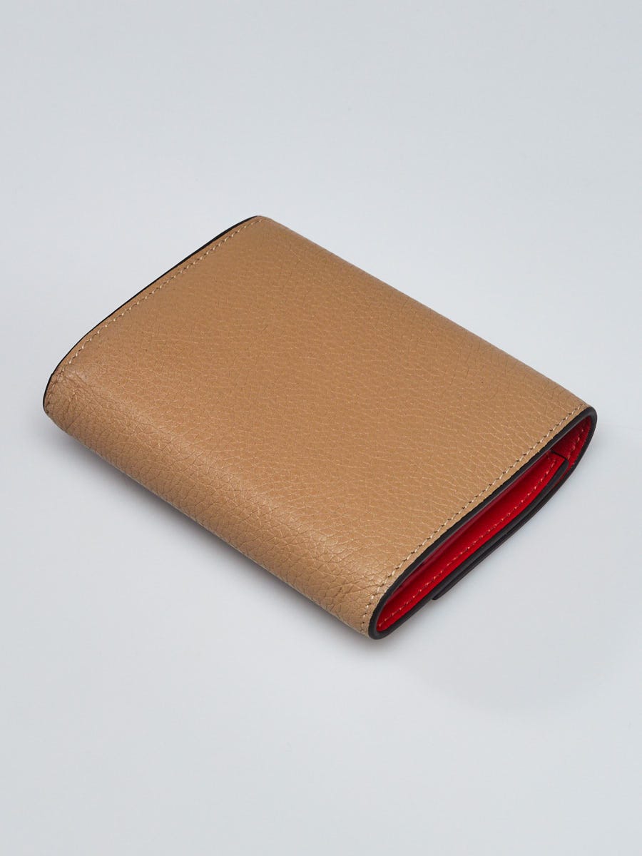 Leather wallet Celine Green in Leather - 34276703