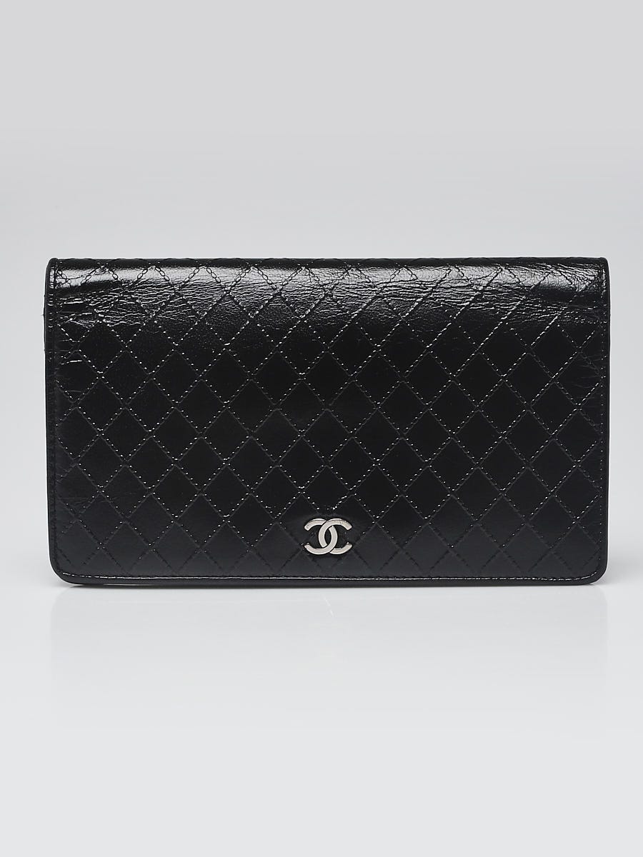 CHANEL CC Yen Wallet in Quilted Patent Leather