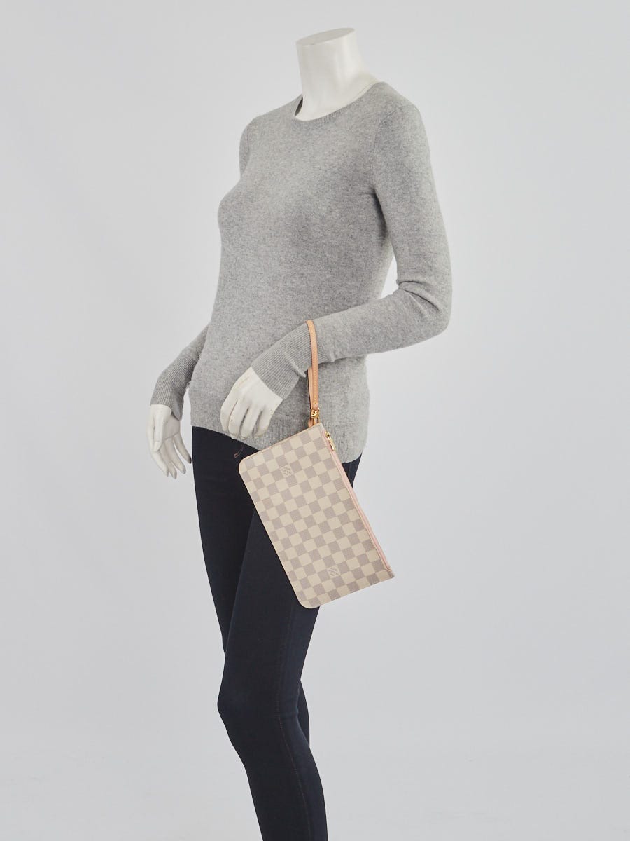 Louis Vuitton Monogram Canvas Neverfull Pochette Zippered Clutch Bag -  Yoogi's Closet