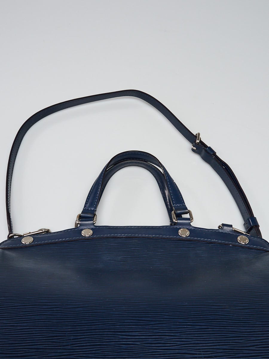 Louis Vuitton MM Brea Epi Leather Indigo hand/shoulder bag- perfect  condition