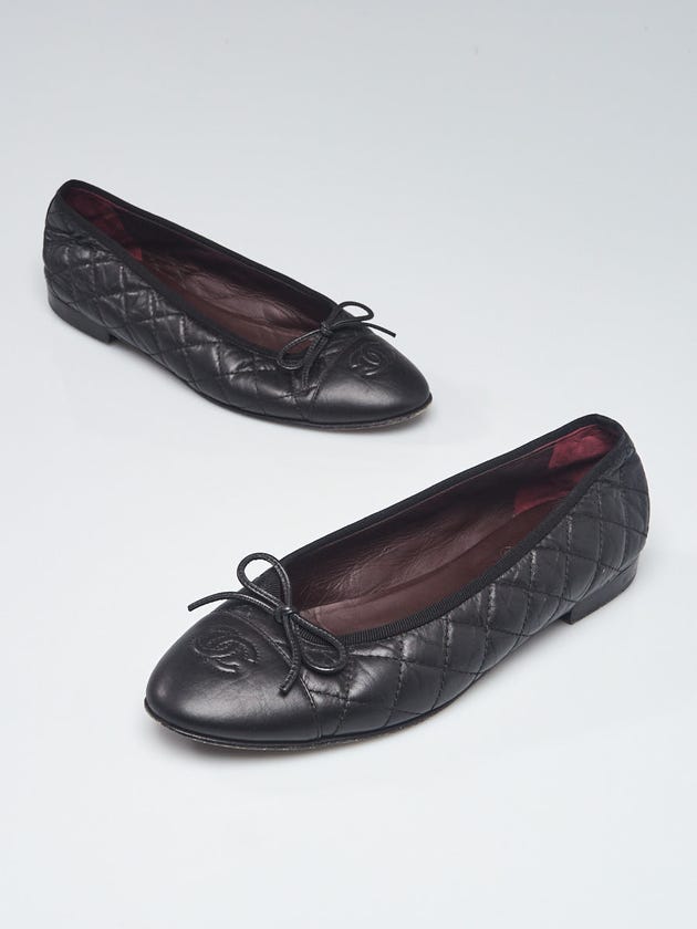 Chanel Black Quilted Leather CC Cap Toe Ballet Flats Size 9/39.5