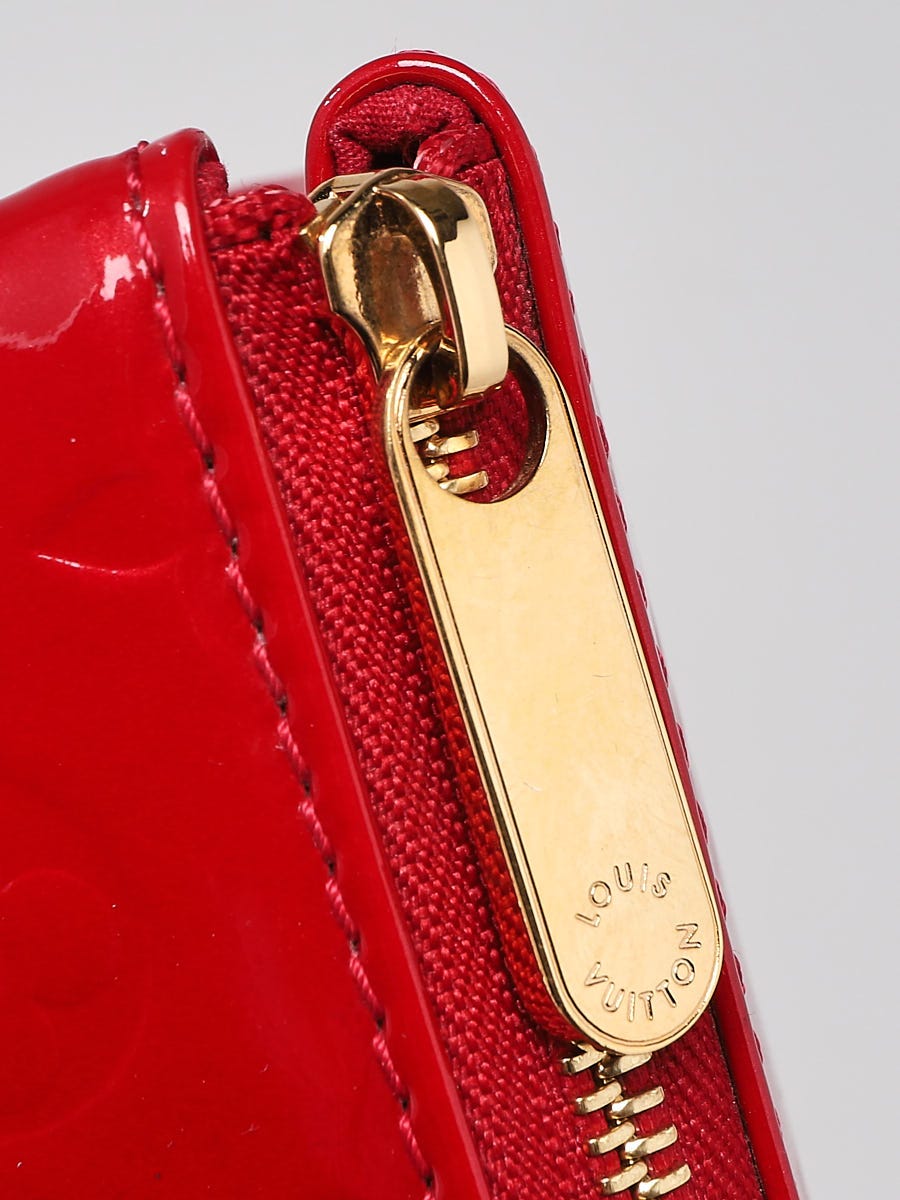 Louis Vuitton Pomme D'Amour Monogram Vernis Rosewood Avenue Bag - Yoogi's  Closet