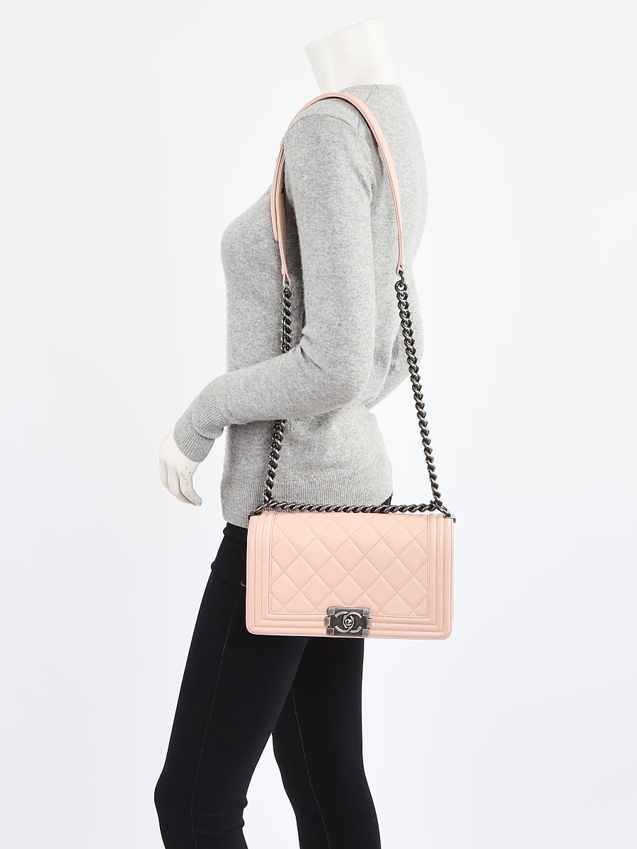 Light pink discount chanel boy bag