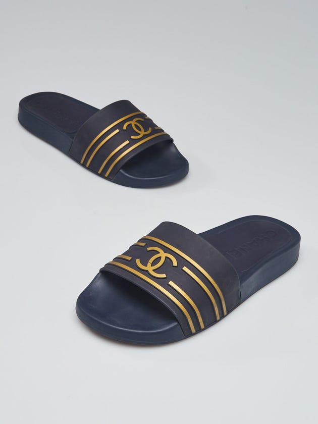 Chanel Blue/Gold Rubber CC Slide Sandals Size 7.5/38