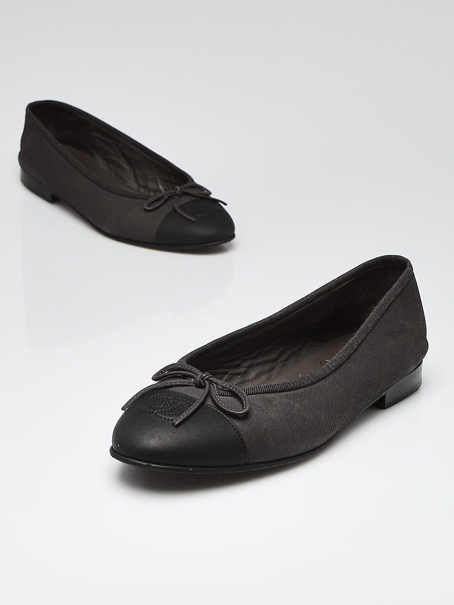 Chanel Grey/Black Leather Cap Toe Ballet Flats Size 6/36.5