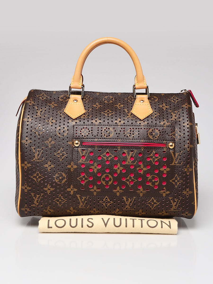 LOUIS VUITTON M0226
ベルト・LV オプティック 40MM Louis Vuitton Men's Black Leather LV Optic 40 MM Reversible