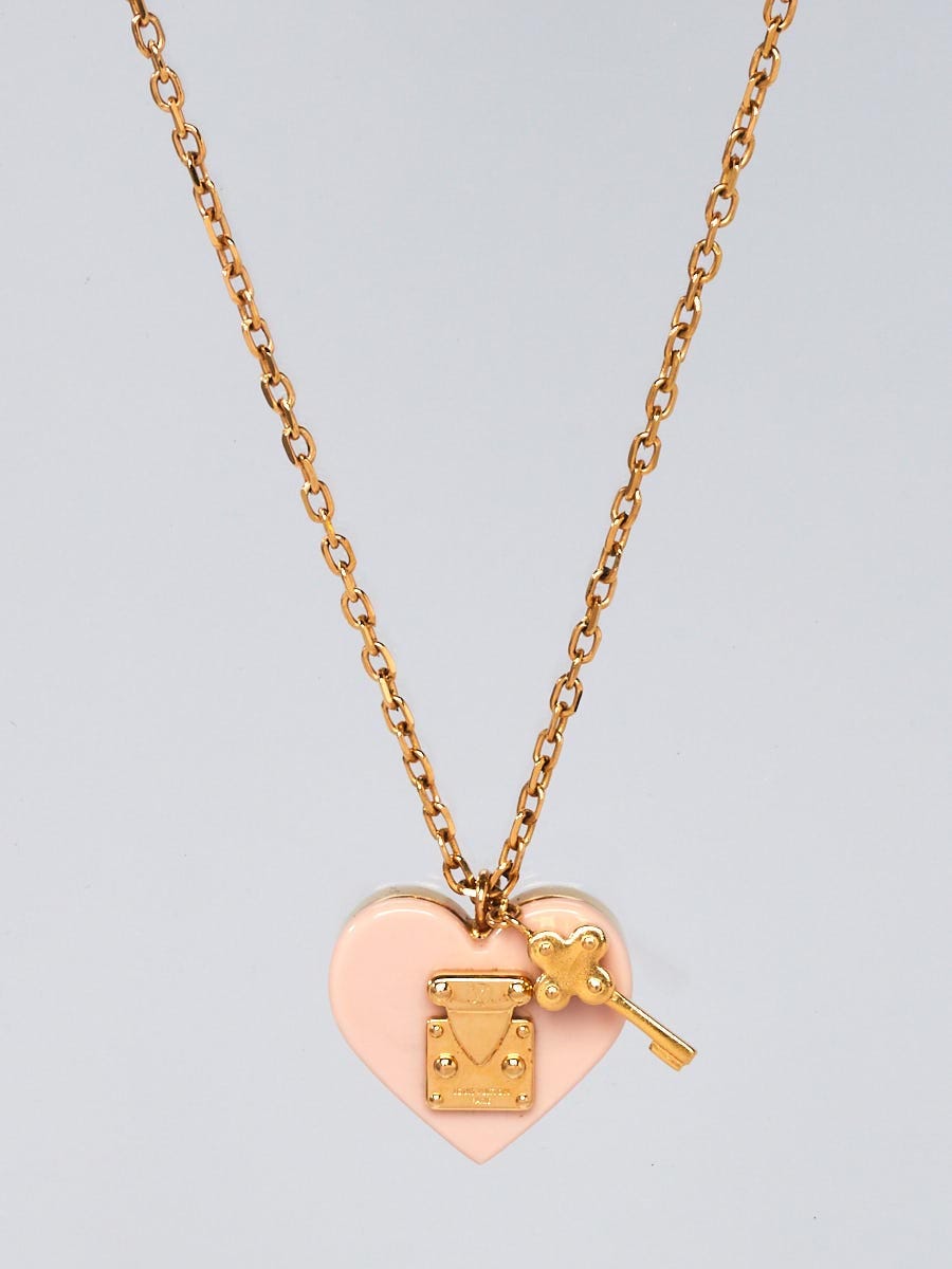 Louis Vuitton Rose Velour Resin Goldtone Metal Lock Me Heart Necklace -  Yoogi's Closet