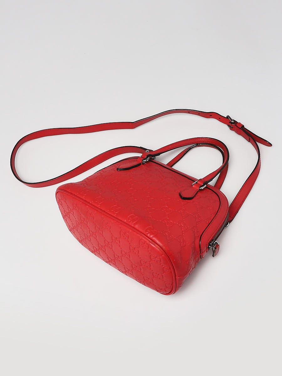 Gucci Guccissima Medium Bree Red Dome Shoulder Bag. Made in Italy. No  inclusions ❤️