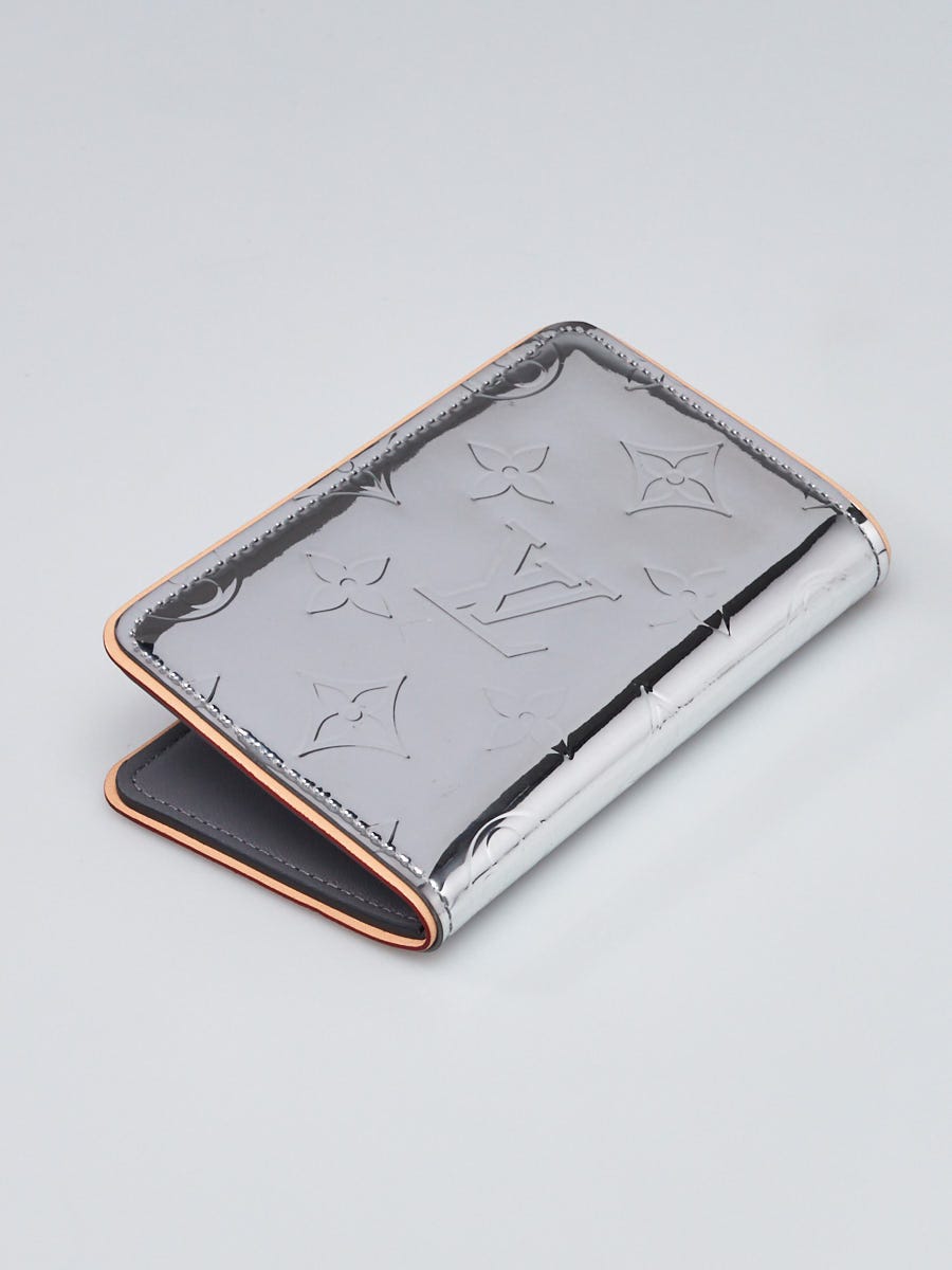Louis Vuitton Silver Monogram Mirror Leather Slender Pocket Organizer -  Yoogi's Closet