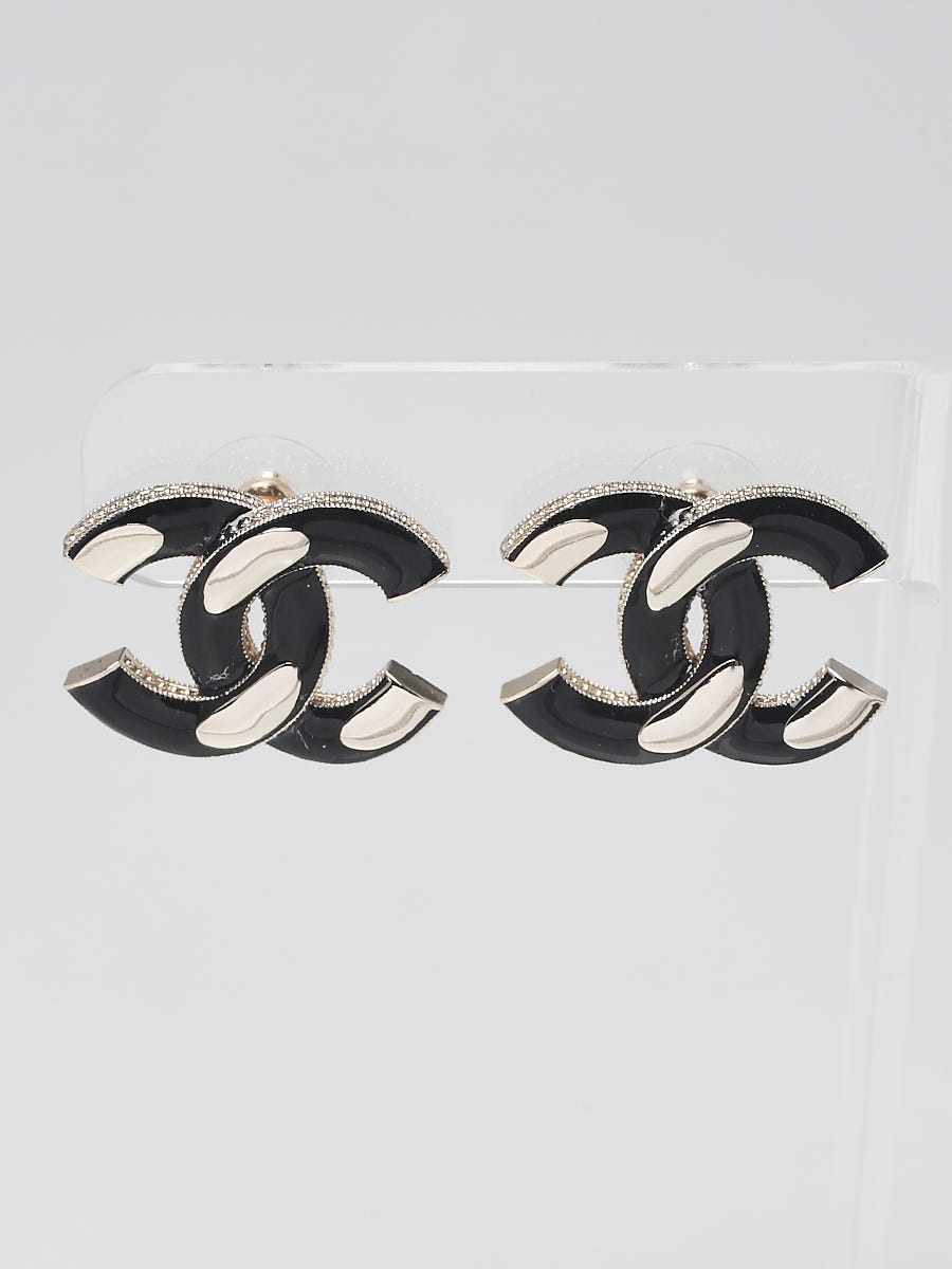 Chanel Square Black Resin Clip On Earrings