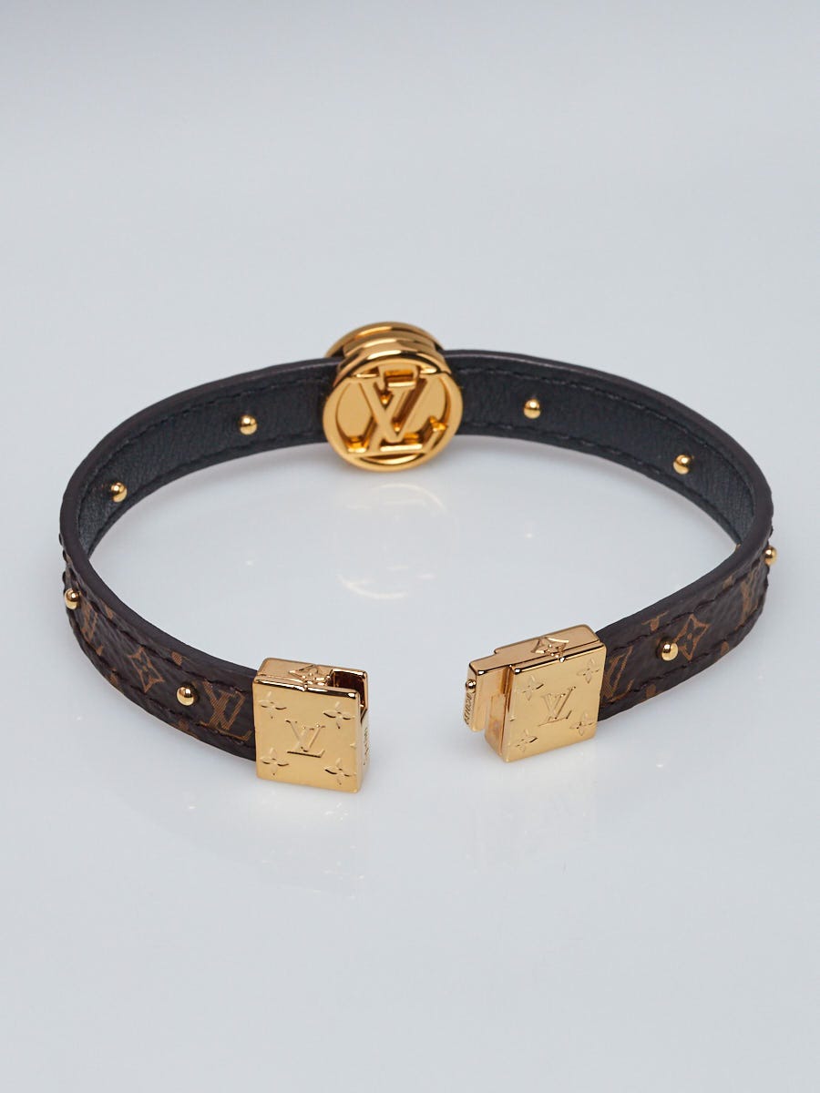 Louis Vuitton Monogram Canvas and Calfskin Leather LV Circle Reversible  Bracelet - Yoogi's Closet