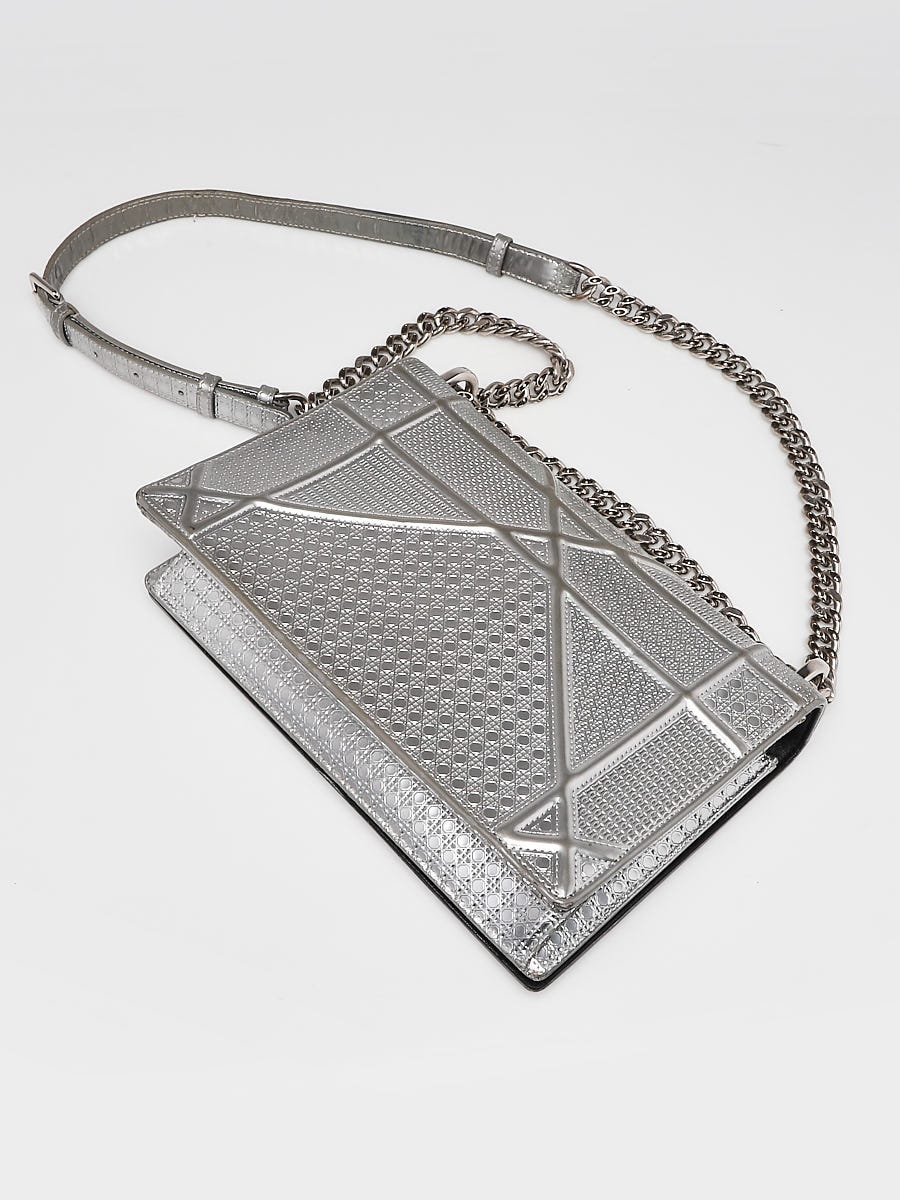Dior Diorama Mini Silver Bag ○ Labellov ○ Buy and Sell Authentic Luxury
