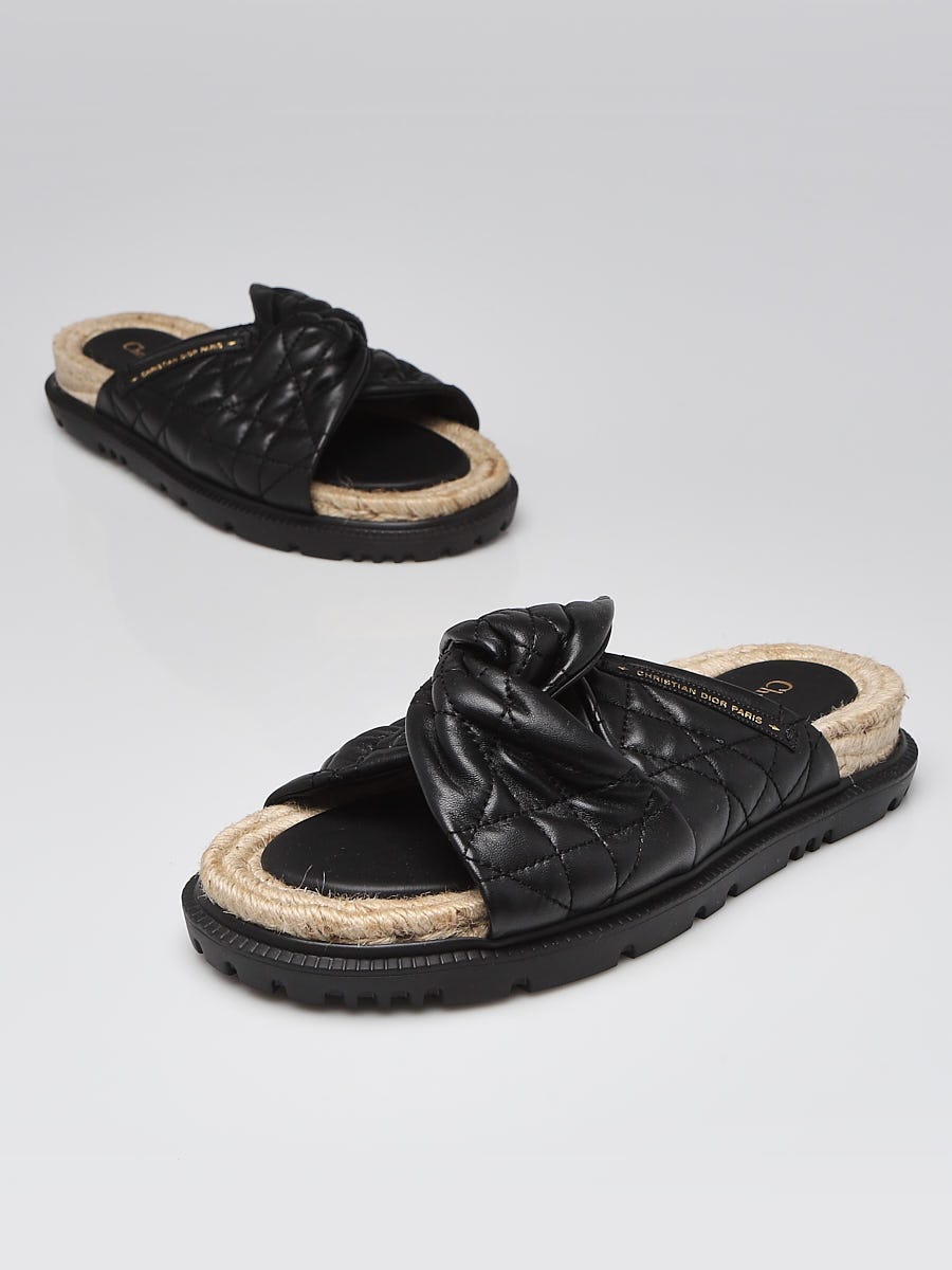 Dior｜SANDALS (KCQ870FLB 900) Dior Women Diorsea Thong Sandal Black Leather-Effect Fabric