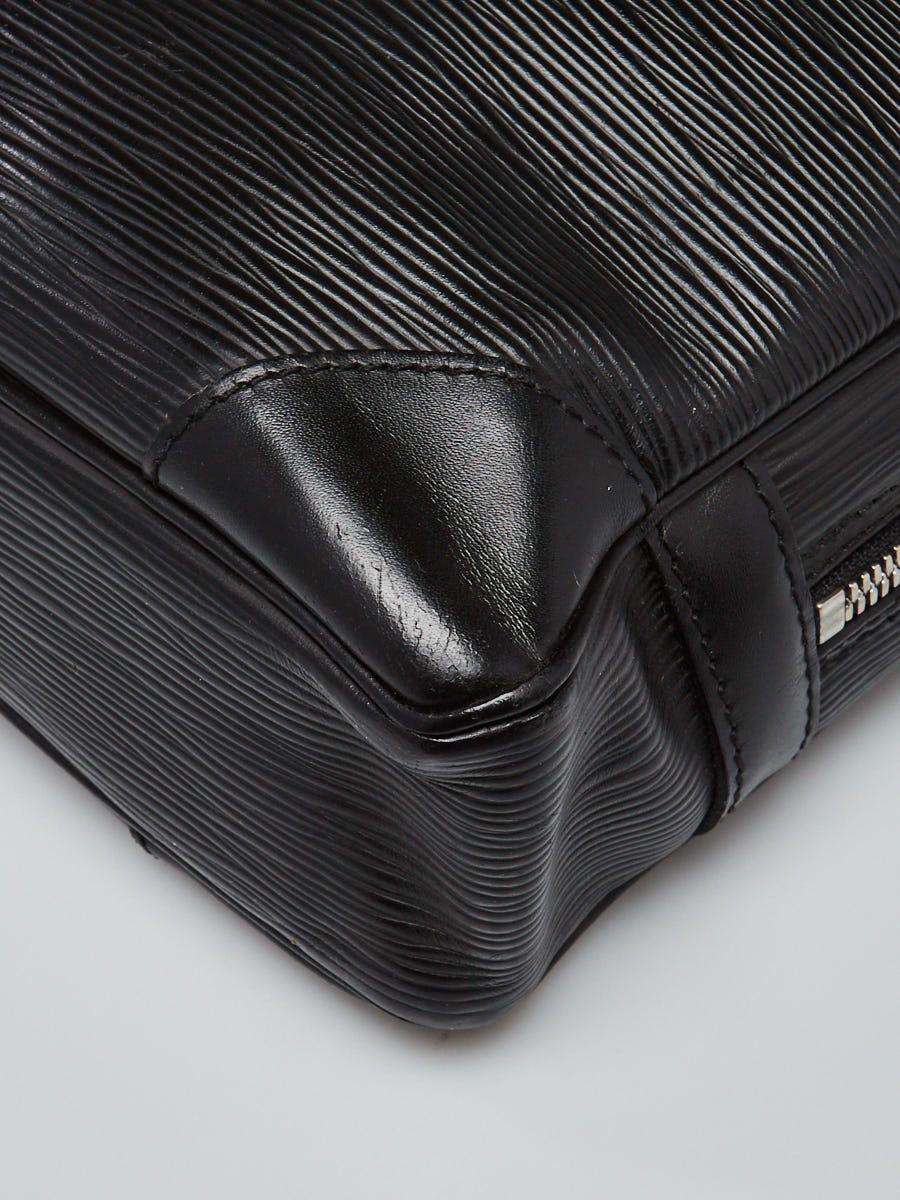 Louis Vuitton, Bags, Louis Vuitton Black Epi Leather Noir Porte Cartes