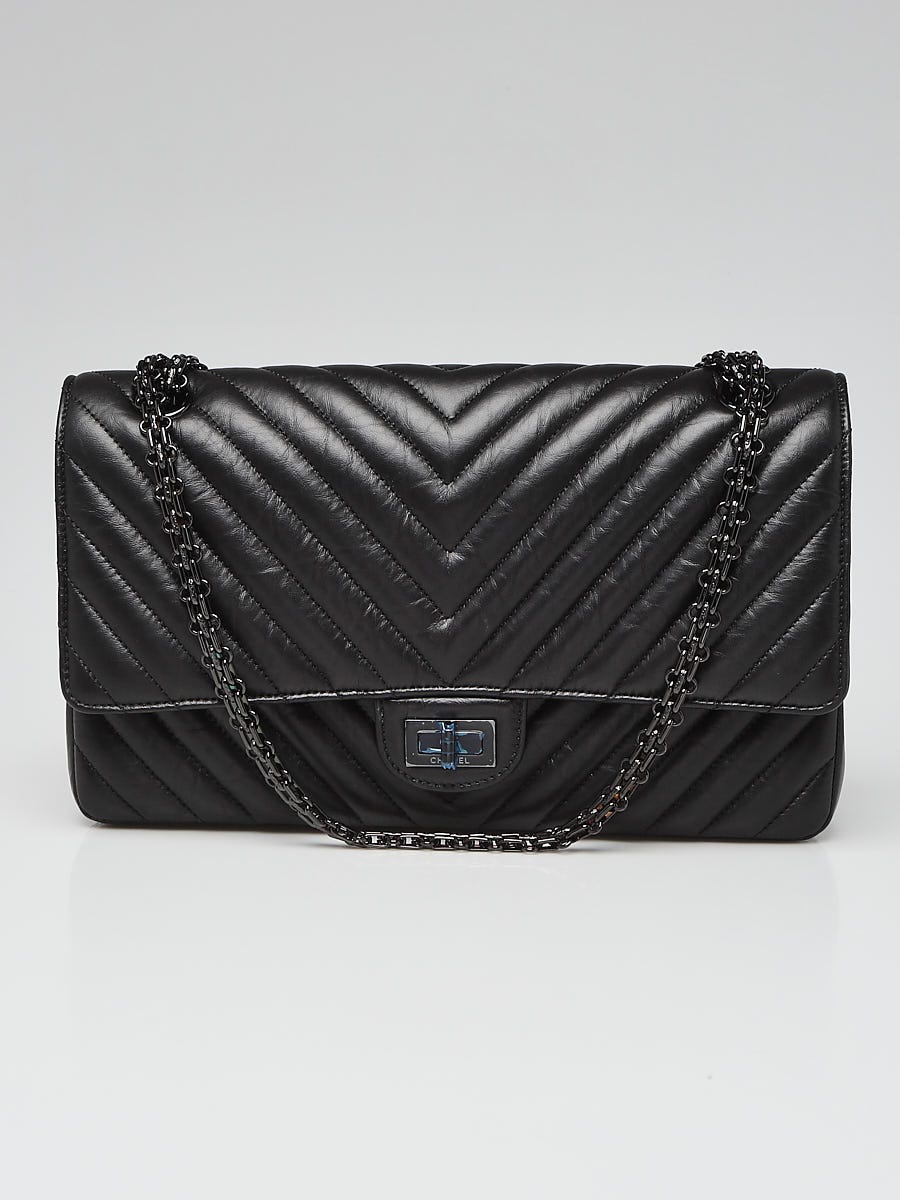 Chanel - Authenticated 2.55 Handbag - Plastic Black Plain for Women, Good Condition