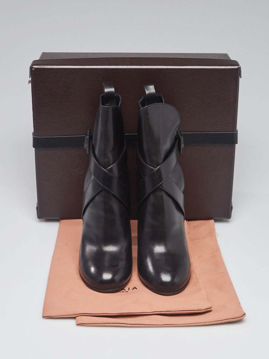 Louis Vuitton - Authenticated Ankle Boots - Leather Black Plain for Women, Never Worn