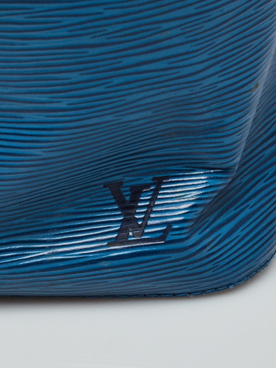 Louis Vuitton Petit Noé in Blue