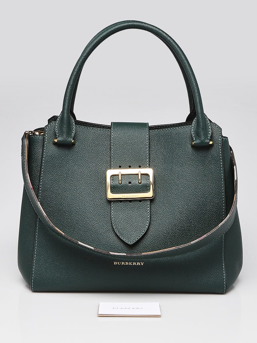 Burberry deals buckle tote