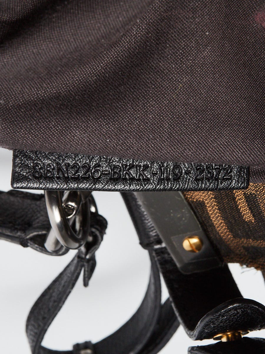 Fendi Black Smooth Leather Regular Peekaboo Bag 8BN226
