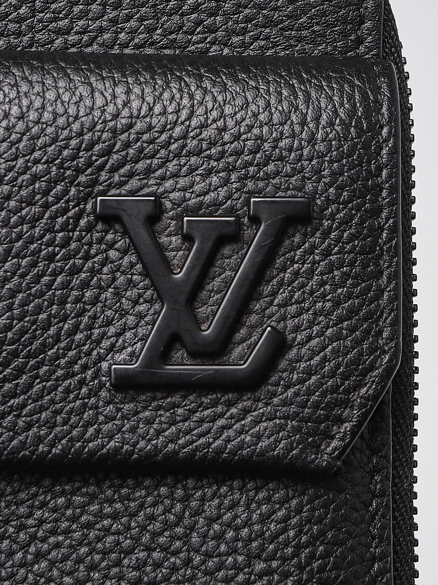 Louis Vuitton Black Pebbled Leather Aerogram Phone Crossbody Pouch