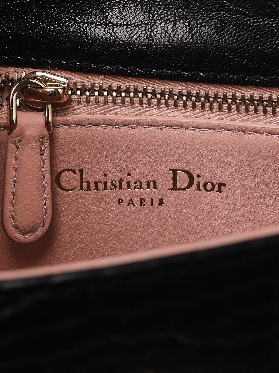 Sold at Auction: CHRISTIAN DIOR - DIORAMA - MEDIUM CRACKLED LEATHER  CROSSBODY BAG