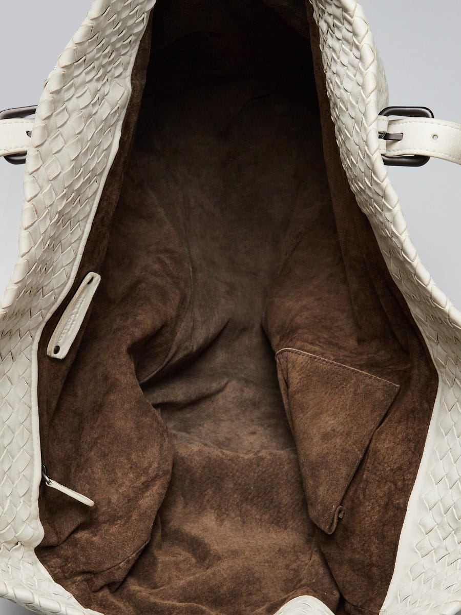 ショルダーバッグ BOTTEGA VENETA LARGE TOTE BAG IN INTRECCIATO VN Bottega Veneta White Intrecciato Woven Nappa Leather Large