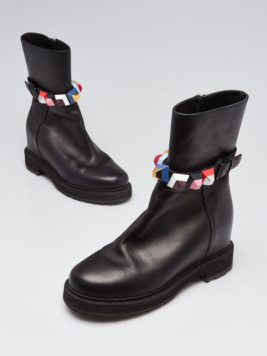 Fendi flat sale boots