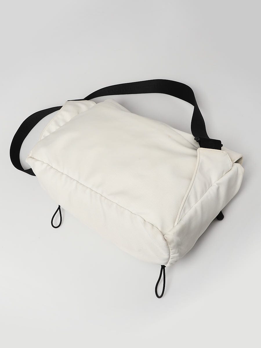 Chanel White Nylon CC Sports Line Messenger Bag | Yoogi's Closet
