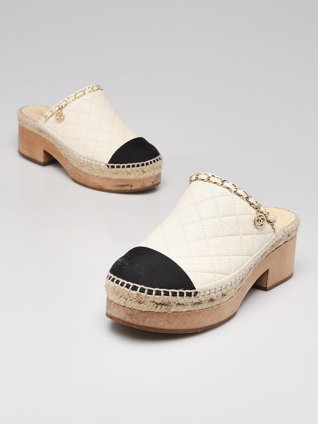 Chanel White/Black Quilted Leather Cap Toe Clogs Size 6.5/37