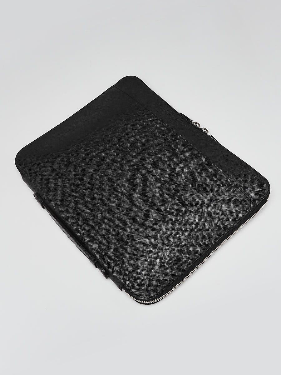 Louis Vuitton Black Taiga Vladimir Portfolio Case | Yoogi's Closet