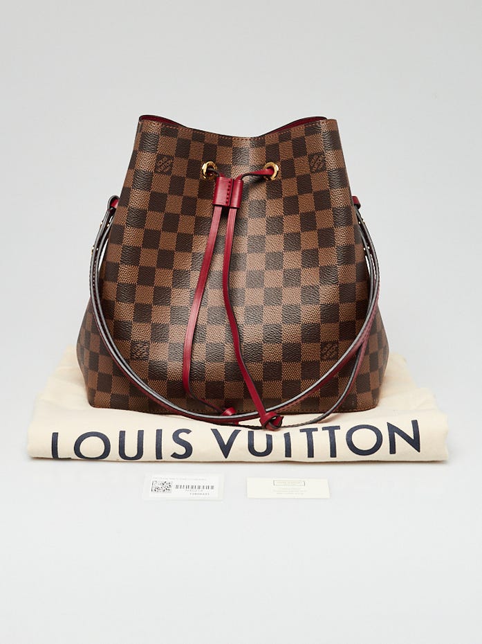 Cloth handbag Louis Vuitton Beige in Cloth - 20473740